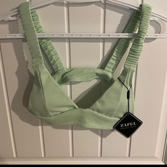 Bikini Top - Picture 2 of 3